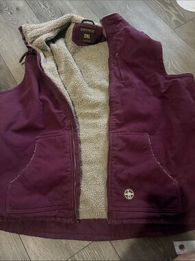 Lincoln Sherpa-Lined Vest in Plum - 2XL